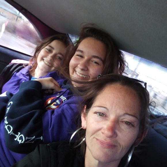 Meet your Posher, Marie - Picture 5 of 6